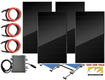Set van 12x420W zonnepanelen op plat dak, inclusief 3x Deye microinverter, solarbekabeling incl connectoren en montageframe, excl zij en achter platen en ballasttegels